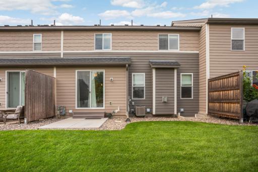 18108 Glassfern Lane, Lakeville, MN 55044