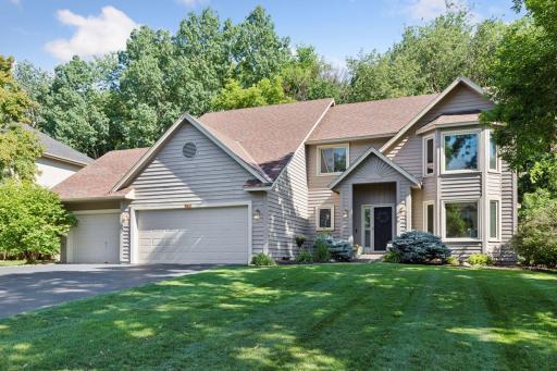 212 Geneva Boulevard, Burnsville, MN 55306