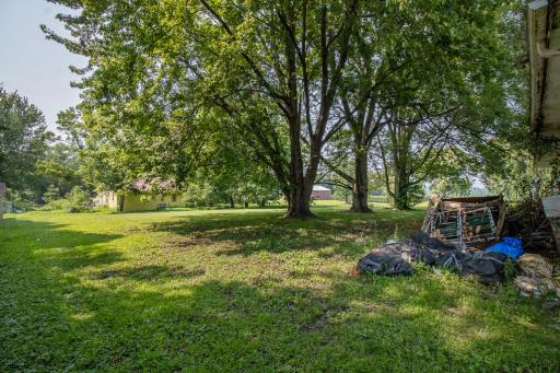 20 S Inga Avenue, Le Center, MN 56057