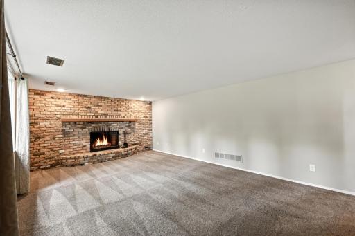 17640 24th Avenue N, Plymouth, MN 55447