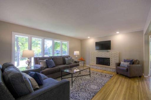 17640 24th Avenue N, Plymouth, MN 55447