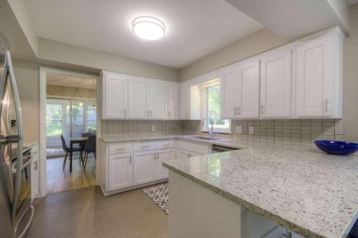 17640 24th Avenue N, Plymouth, MN 55447