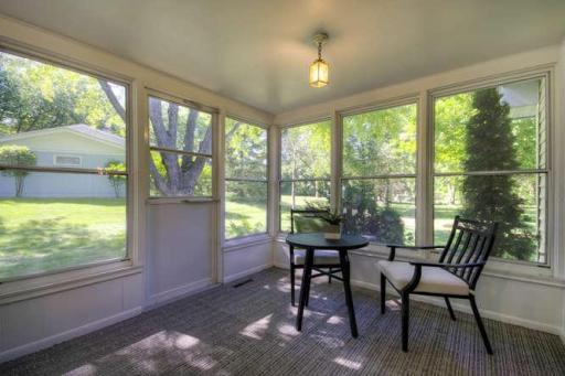 17640 24th Avenue N, Plymouth, MN 55447