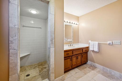 350 Ruann Road, Wayzata, MN 55391