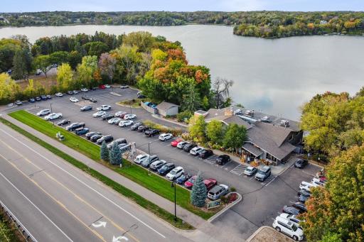 350 Ruann Road, Wayzata, MN 55391