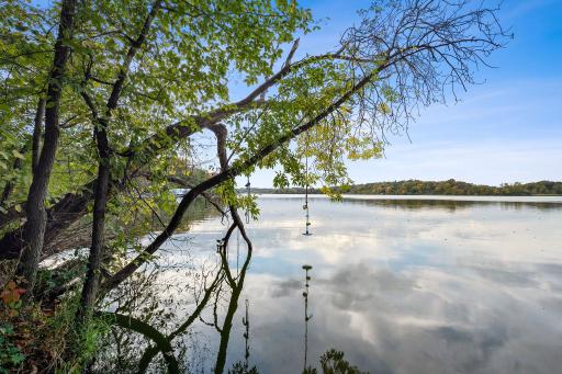 350 Ruann Road, Wayzata, MN 55391