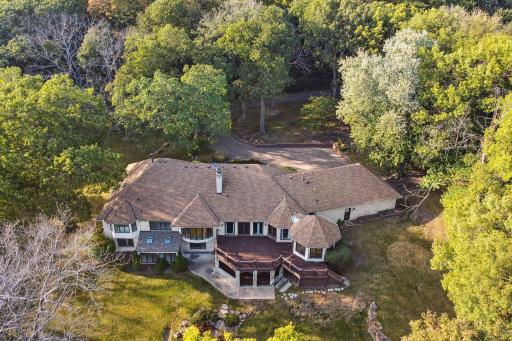 350 Ruann Road, Wayzata, MN 55391