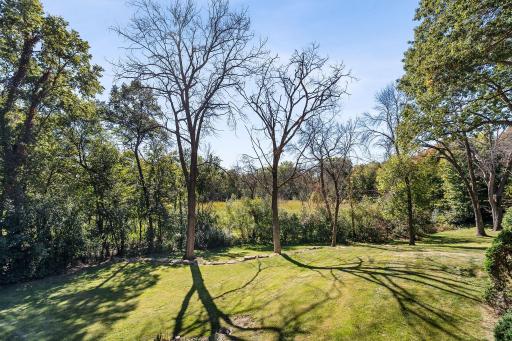 350 Ruann Road, Wayzata, MN 55391