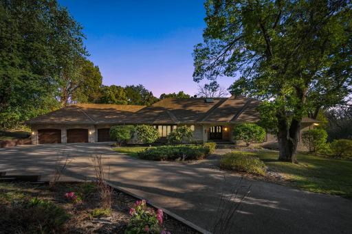 350 Ruann Road, Wayzata, MN 55391