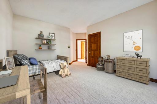 350 Ruann Road, Wayzata, MN 55391
