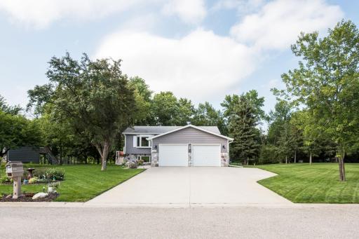 2504 Conifer extra wide concrete driveway