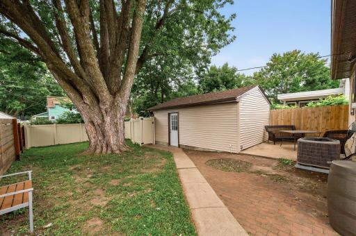 1609 Huron Street, Saint Paul, MN 55108