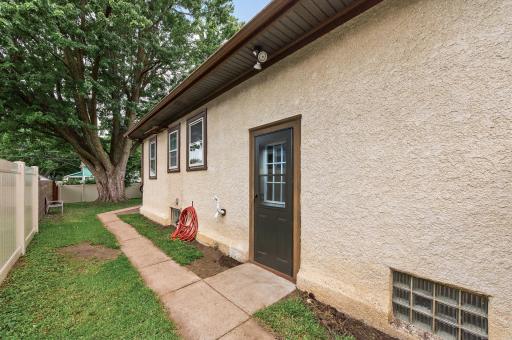 1609 Huron Street, Saint Paul, MN 55108