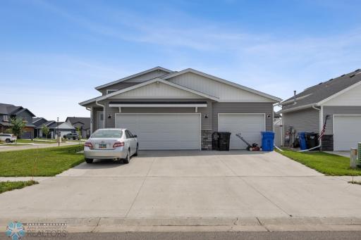 7208 26th Street S, Fargo, ND 58104
