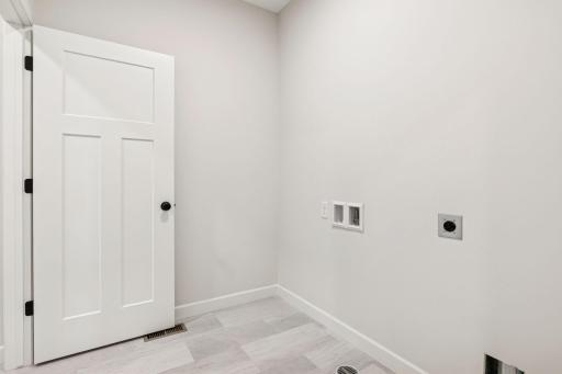 18643 Icebox Lane, Lakeville, MN 55044