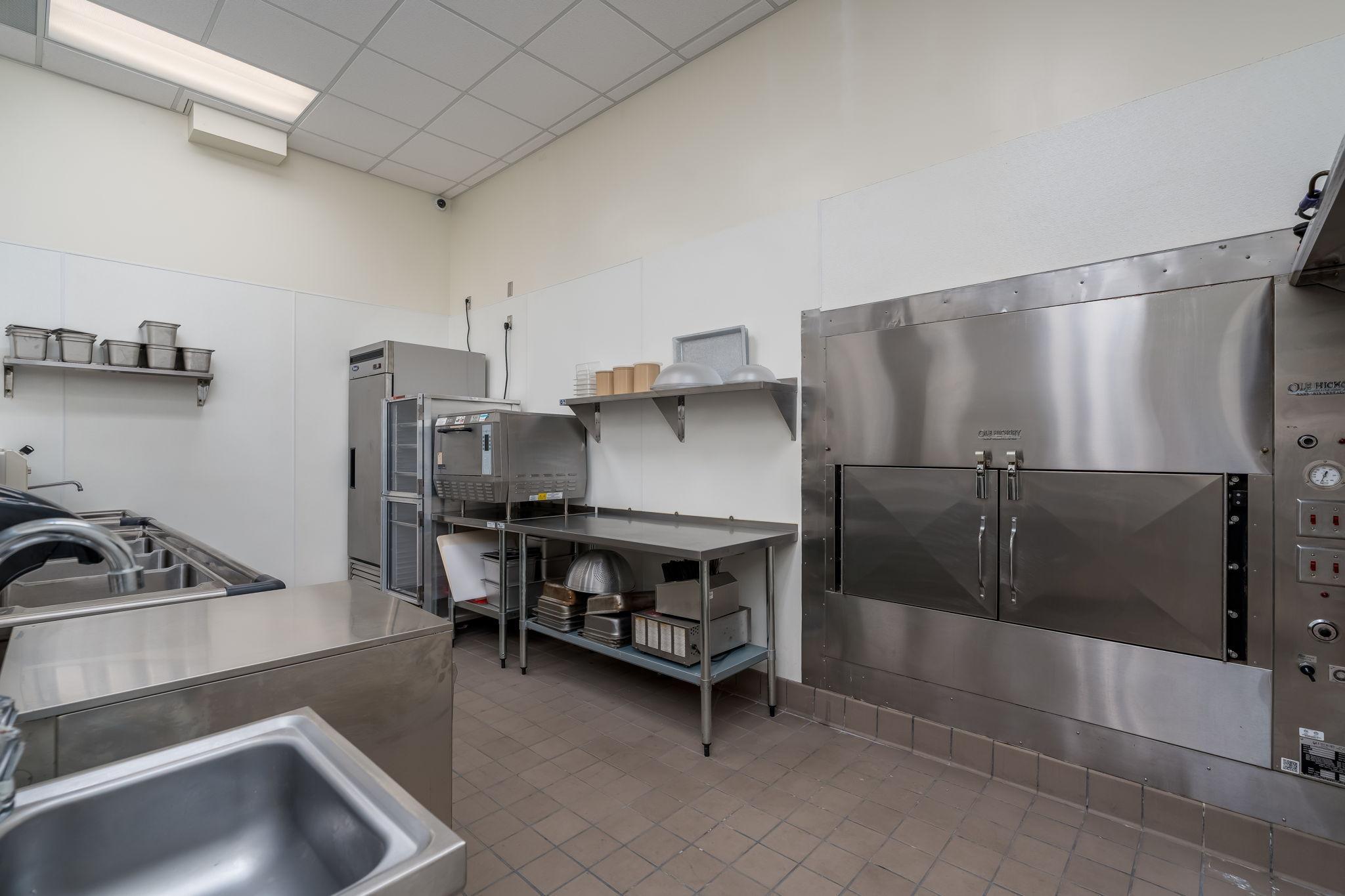 Kitchen/Smoker