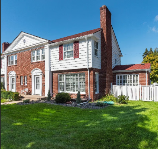 Photo for 1705 Ford Parkway, Saint Paul, MN 55116 - listing #6767762 1705 Ford Parkway, Saint Paul, MN 55116