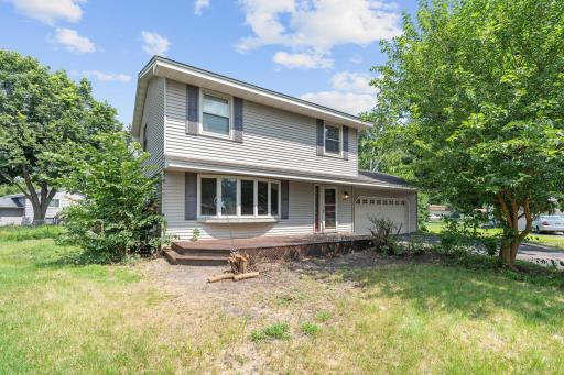 8032 Vincent Circle N, Brooklyn Park, MN 55444