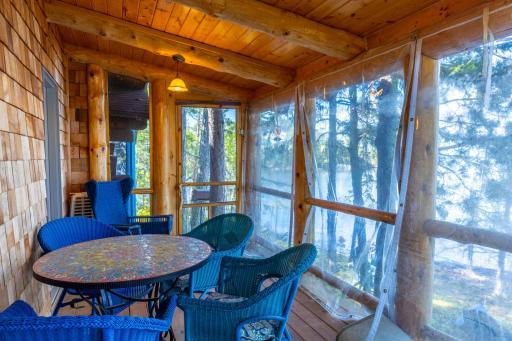 Screened in porch