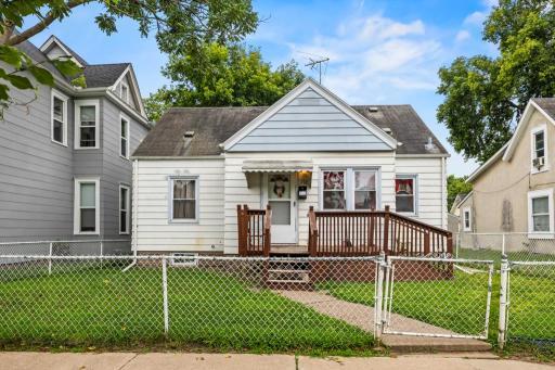 772 Jessamine Avenue E, Saint Paul, MN 55106