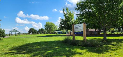 Steps to School Knoll Park where you'll enjoy outdoor space, picnic area and a playground.