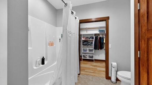 26269 Old Shady Wood Drive, Spring Valley, MN 55975