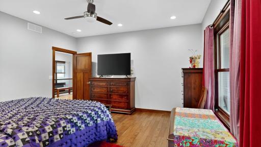 26269 Old Shady Wood Drive, Spring Valley, MN 55975