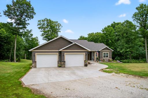 26269 Old Shady Wood Drive, Spring Valley, MN 55975
