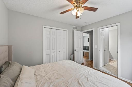 2206 Lambert Avenue, Saint Paul, MN 55112