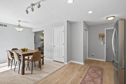 2206 Lambert Avenue, Saint Paul, MN 55112