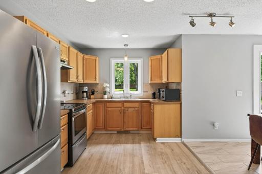 2206 Lambert Avenue, Saint Paul, MN 55112