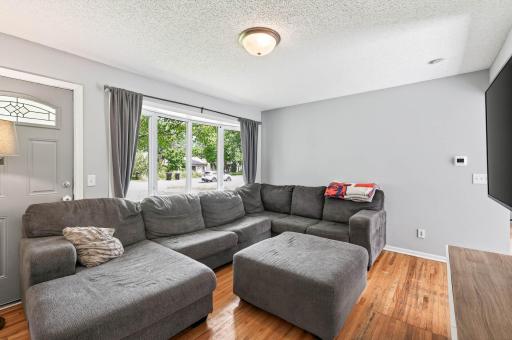 2206 Lambert Avenue, Saint Paul, MN 55112