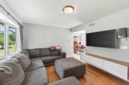 2206 Lambert Avenue, Saint Paul, MN 55112