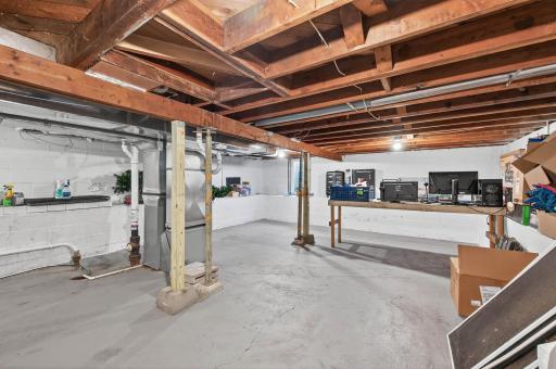 2206 Lambert Avenue, Saint Paul, MN 55112