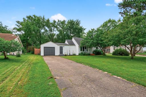 2206 Lambert Avenue, Saint Paul, MN 55112