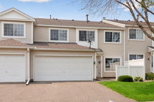 313 Leeward Trail, Saint Paul, MN 55129