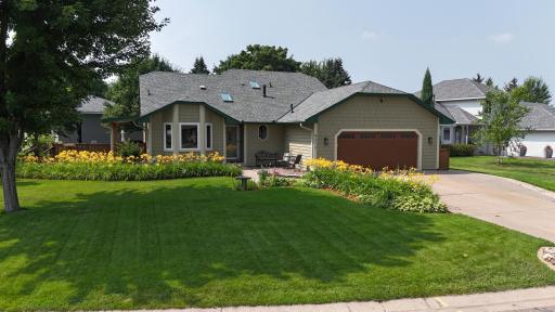 9217 Woodhall Bay N, Minneapolis, MN 55443
