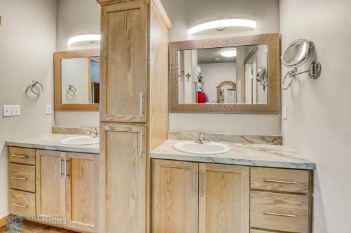 1254 NW 5th Street NW, West Fargo, ND 58078