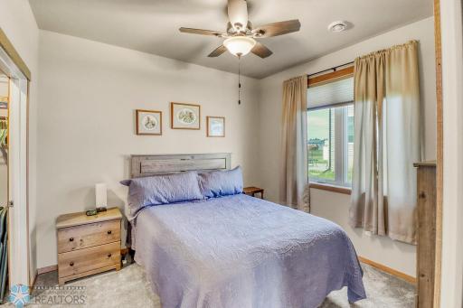 1254 NW 5th Street NW, West Fargo, ND 58078