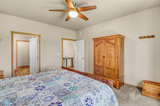 1254 NW 5th Street NW, West Fargo, ND 58078