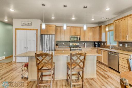 1254 NW 5th Street NW, West Fargo, ND 58078