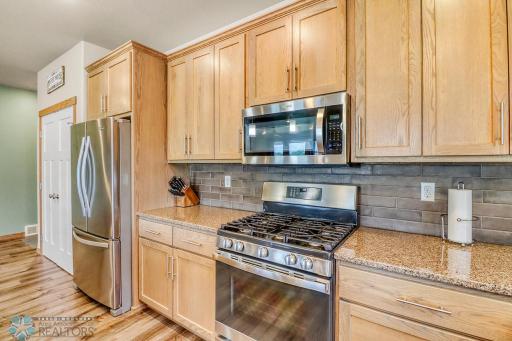 1254 NW 5th Street NW, West Fargo, ND 58078