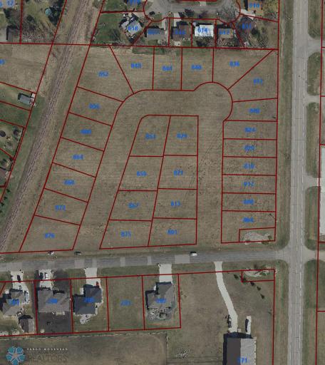 836 Harvest Circle, Horace, ND 58047
