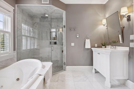 27 Circle W, Edina, MN 55436