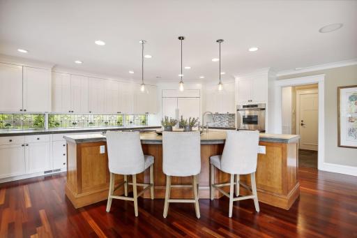 27 Circle W, Edina, MN 55436