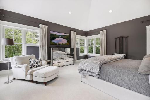 27 Circle W, Edina, MN 55436