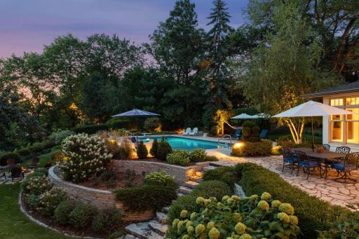27 Circle W, Edina, MN 55436