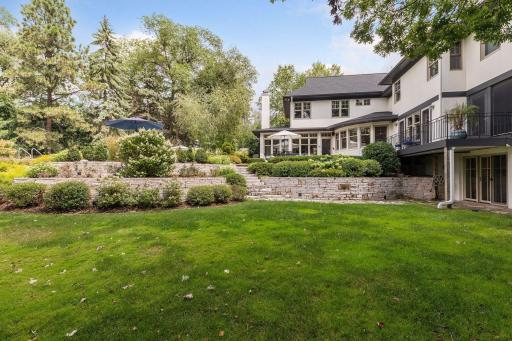 27 Circle W, Edina, MN 55436