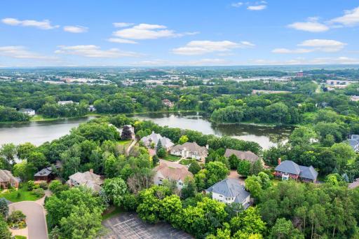 Enjoy close proximity to Arrowhead Lake, Creek Valley School Park, Bredesen Park, and convenient highway access, offering endless opportunities for recreation, relaxation, and an active lifestyle.