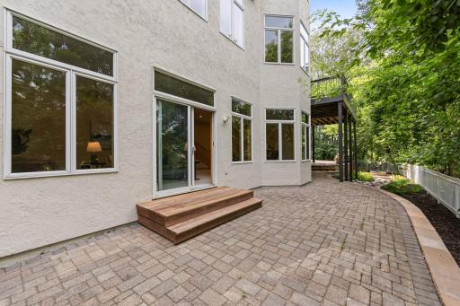 Walkout access to the expansive patio from the lower-level family room.